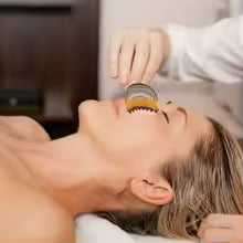 Silk-Drain™️- Pennello Ergonomico per il Contorno Linfatico